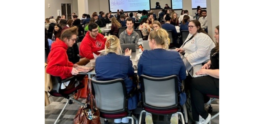 Students discuss interprofessional topics
