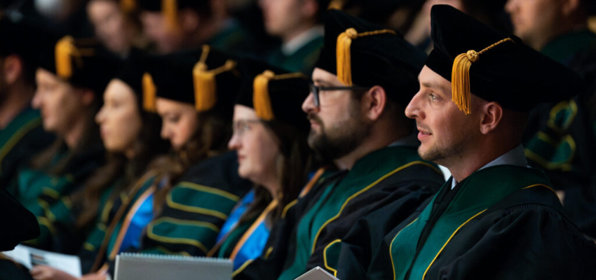 Students listen to commencement speech