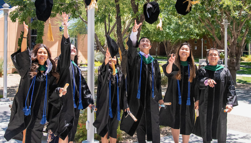 AZCOM_graduates_06102021