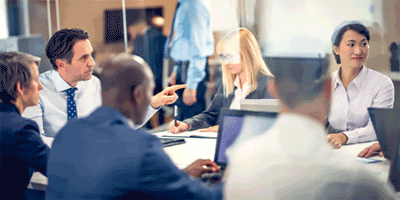 OHPF_Landing-Page People meeting in an conference room