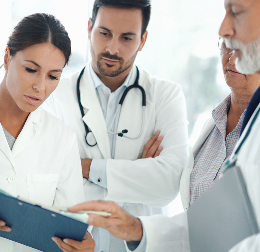 OR-Matters_getty842933700 Doctors consulting together